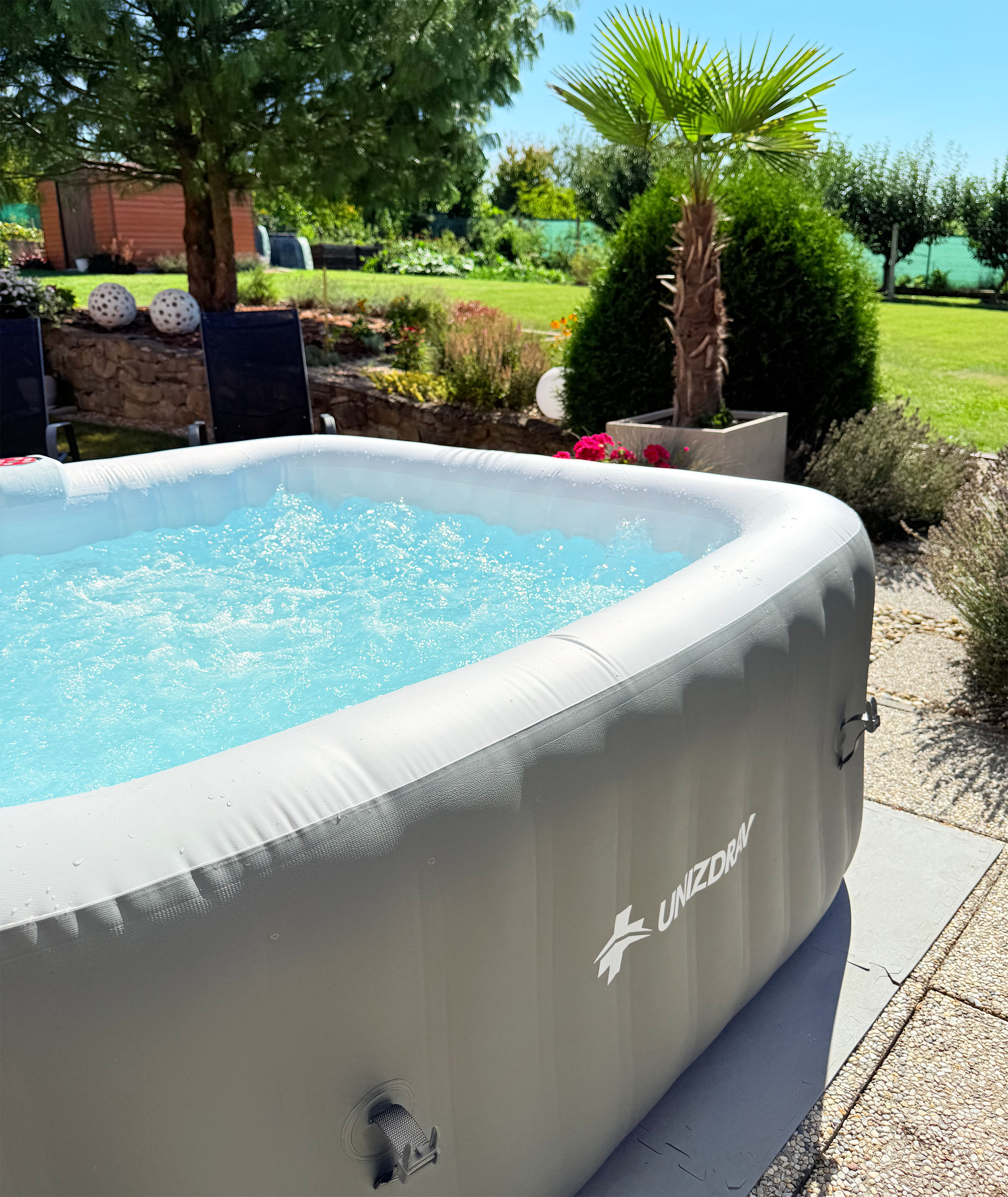 Jacuzzi cu hidromasaj gonflabil UNIZDRAV pentru 6 persoane