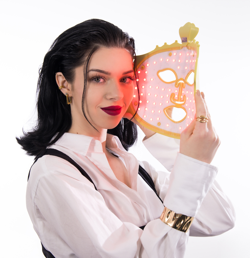 Mască cu fototerapie LED GOLD UNIZDRAV