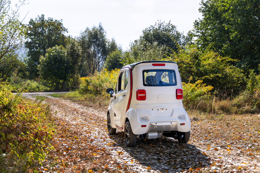 Mașină electrică UNIZDRAV MiniCar