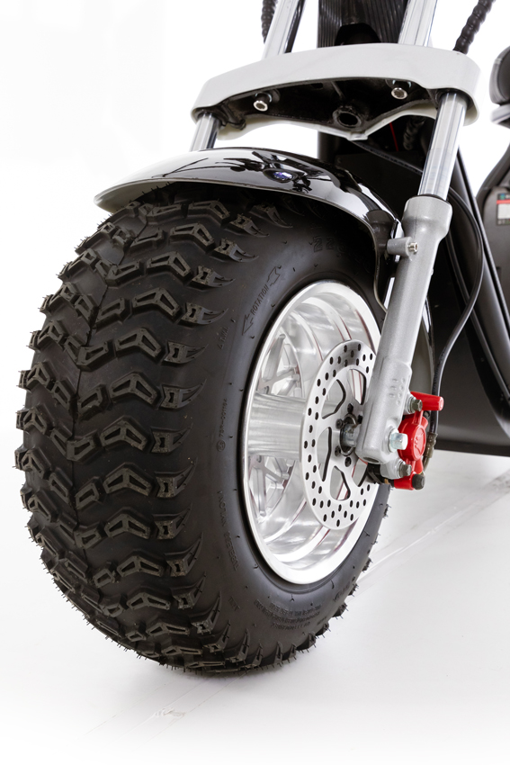 ELECTRIC CHOPPER UNIZDRAV PRO cu trei roți - motor puternic de 2000 W