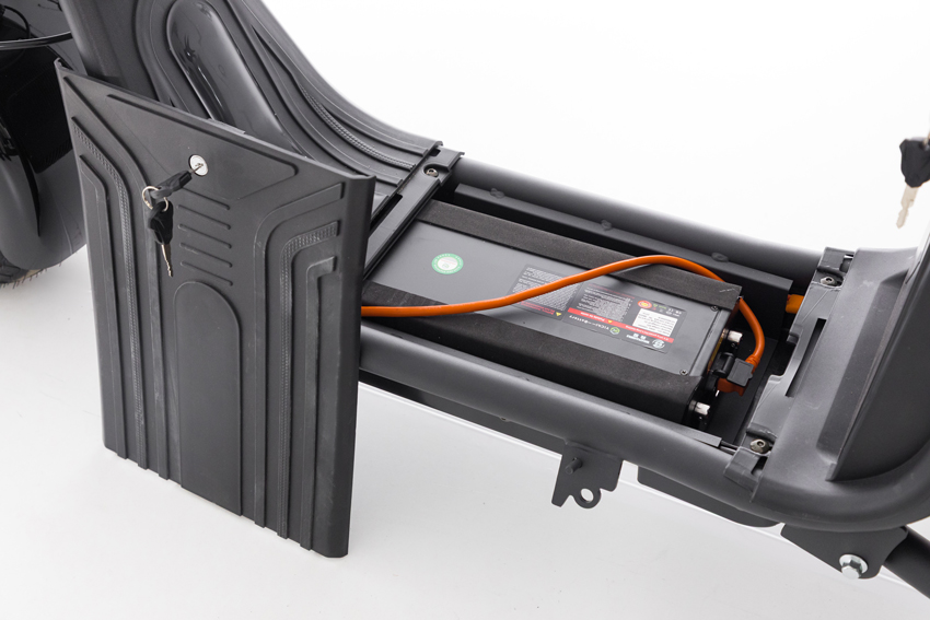 Chopper electric UNIZDRAV PRO Trike Black