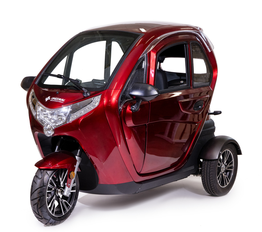 Scuter acoperit cu trei roți CHAMPION MiniCar pentru seniori și imobili - motor puternic de 1500 W