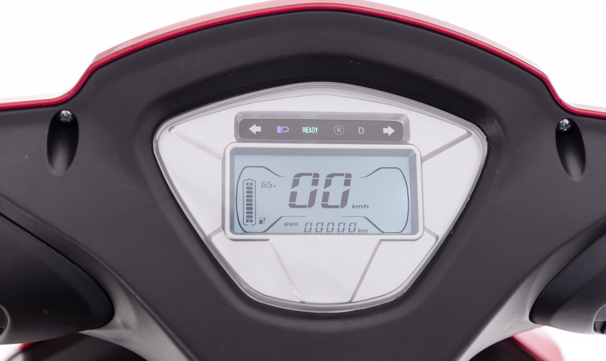 Scuter electric cu trei roți CHAMPION pentru seniori și persoane invalide - motor puternic de 1000 W, roșu