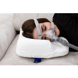 Pernă ortopedică cu decupaj pentru somnul cu mască CPAP