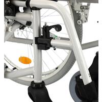 Scaun cu rotile ușor cu centru de greutate reglabil