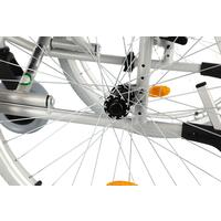 Scaun cu rotile ușor cu centru de greutate reglabil