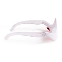 Terapia cu lumină 3D pentru pungile de sub ochi