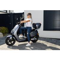 Scuter electric UNIZDRAV e-City cu o autonomie de 60 km