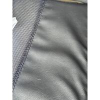 Scaun cu rotile reglabil - ARTICOL EXPUS, SUPORTUL DE PICIOARE SI SPĂTAR MURDARE