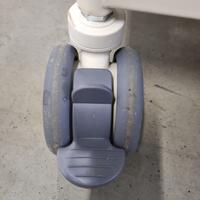 Pat electric rabatabil cu saltea Multibed - ZGÂRIETURI, ROȚI ȘI SALTEA UȘOR MURDARE