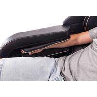 Fotoliu electric de masaj LUX 4D MASSAGER, negru/auriu - PIESĂ EXPUSĂ, ZGÂRIETURI UȘOARE