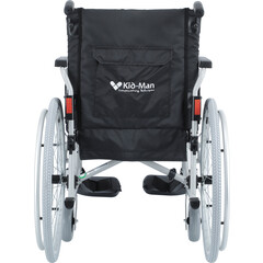 Scaun cu rotile ușor cu centru de greutate reglabil