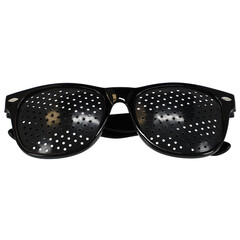 Ochelari stenopici pentru îmbunătățirea vederii