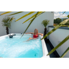 SwimSpa LUX SUNRANS SR853 cu contracurent și tehnologie Balboa