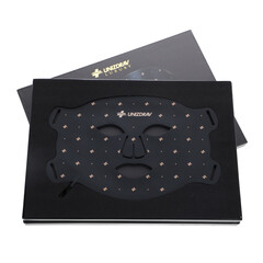 Mască cu fototerapie LED și lumină NIR pentru față și gât UNIZDRAV