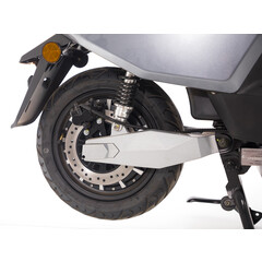 Scuter electric UNIZDRAV e-City cu o autonomie de 120 km