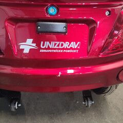 Scuter electric cu două locuri CHAMPION DUO pentru seniori și persoane invalide - motor puternic de 1000 W -  ZGÂRIETURI MICI PE BARĂ DE PROTECȚIE SPATE