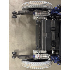 Scaun cu rotile electric cu lumini, 46 cm - PORDUS EXPUS ÎN SHOWROOM, ANVELOPE/TREPTE MURDARE