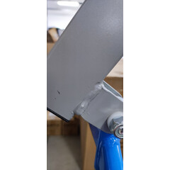 Dispozitiv electric de ridicare pacienți - FĂRĂ SLING, ROȚI UȘOR MURDARE, ZGÂRIETURI PE CONSTRUCȚIE