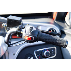 Scuter electric cu trei roți UNIZDRAV MiniCar  (Articol folosit)