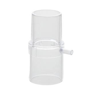 Conector pentru conectarea unui dispozitiv CPAP la un concentrator de oxigen