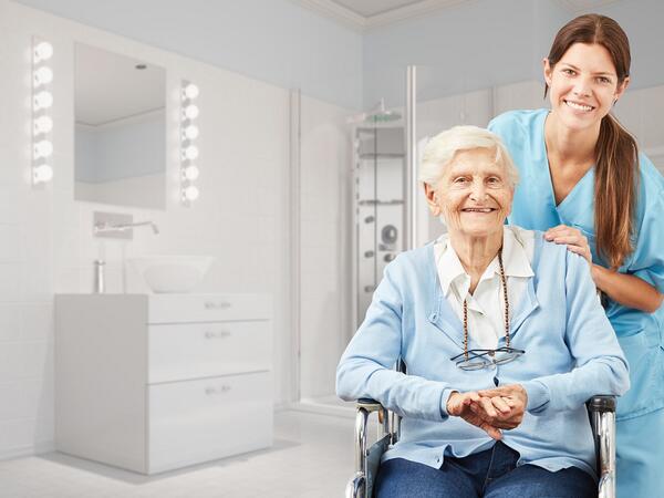 Cum să facilitezi igiena zilnică pentru seniori