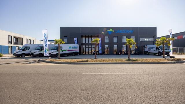 Showroomul UNIZDRAV din Oradea