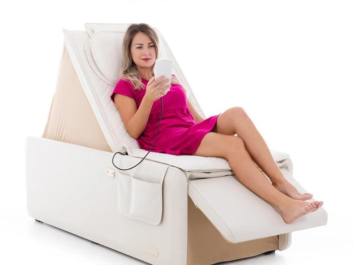 De ce este patul de masaj i-Bed mai bun decât fotoliile de masaj clasice?