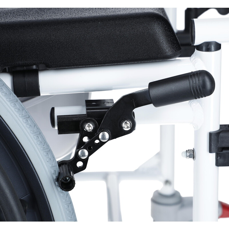 Scaun cu rotile pentru duș