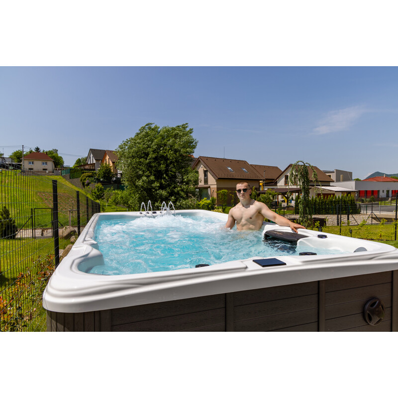 SwimSpa LUX SUNRANS SR853 cu contracurent și tehnologie Balboa