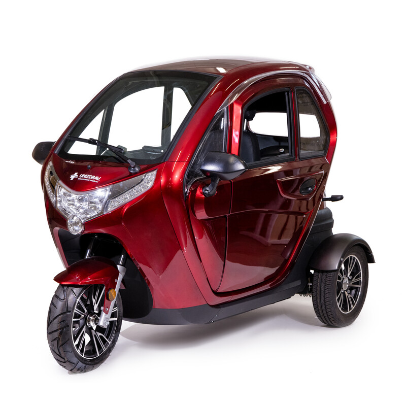 Scuter acoperit cu trei roți CHAMPION MiniCar pentru seniori și imobili - motor puternic de 1500 W