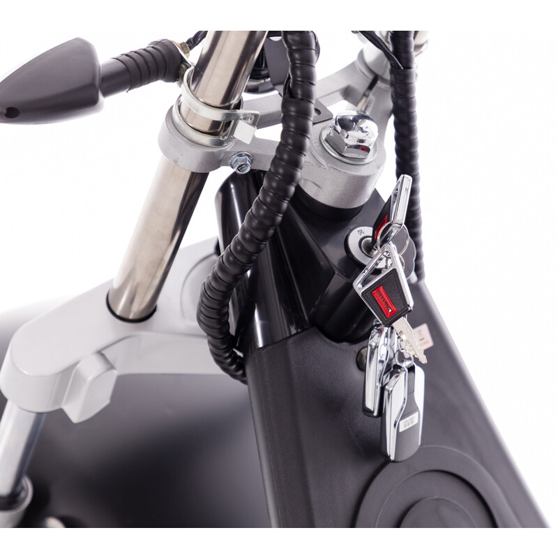 ELECTRIC CHOPPER UNIZDRAV cu trei roți - motor puternic de 2000 W