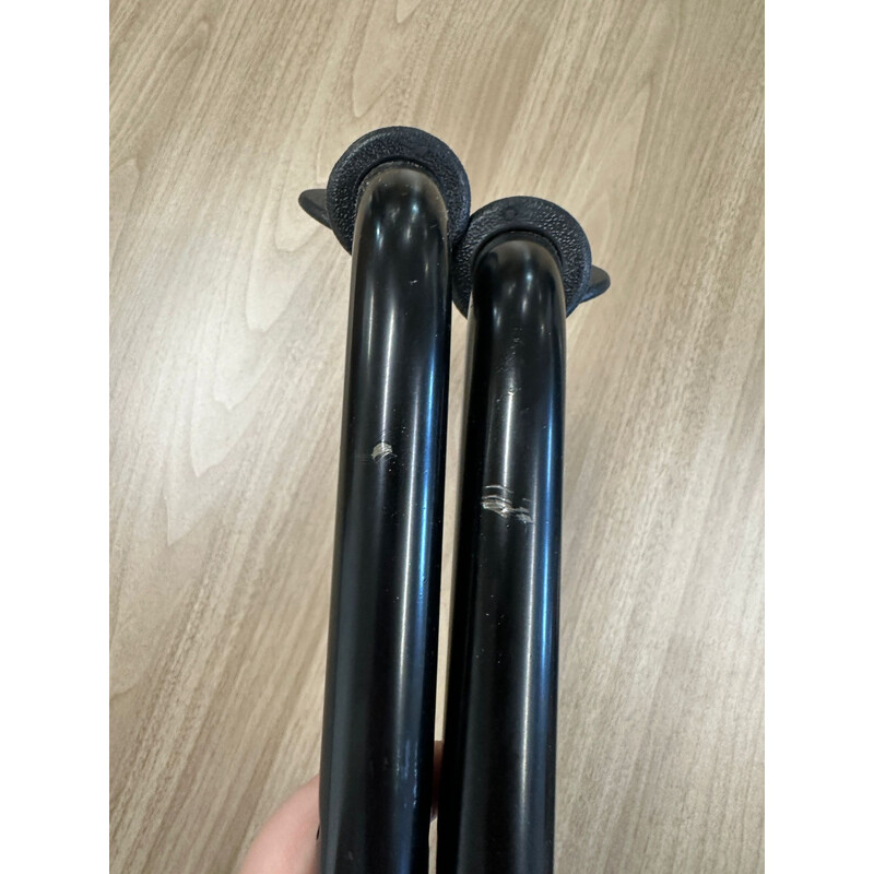 Rolator cu două roți și șezut (Articol folosit)