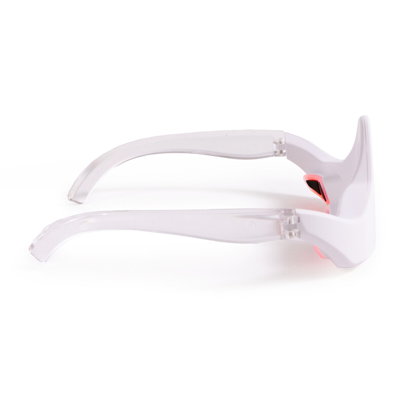 Terapia cu lumină 3D pentru pungile de sub ochi