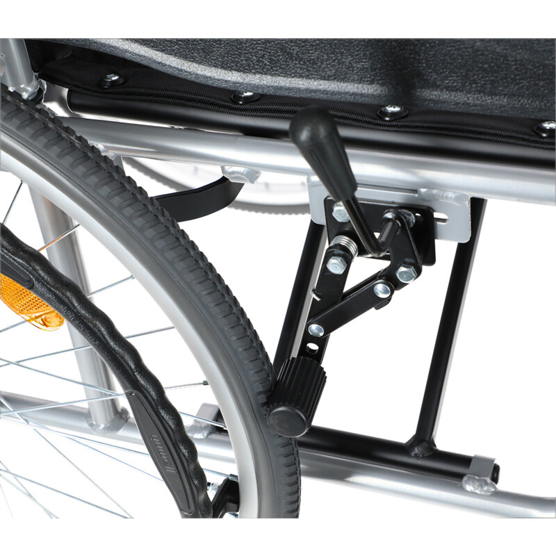 Scaun cu rotile reglabil