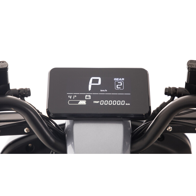 Scuter electric UNIZDRAV e-City cu o autonomie de 120 km