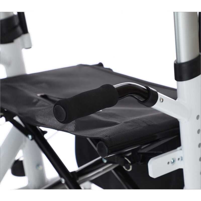 Rolator mobil UNIZDRAV cu cotiere extinse-PORDUS EXPUS ÎN SHOWROOM