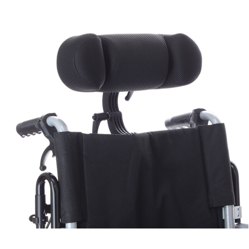 Tetieră universală pentru scaun cu rotile