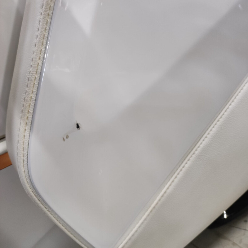 Scaun electric de masaj Prestige 3D MASSAGER cu ionizator de aer, alb - ZGÂRIETURI