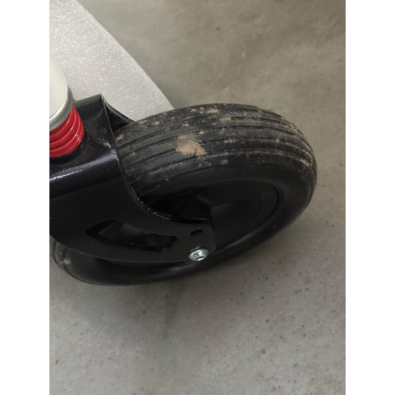 Scaun cu rotile electric AT52304 (Articol folosit)