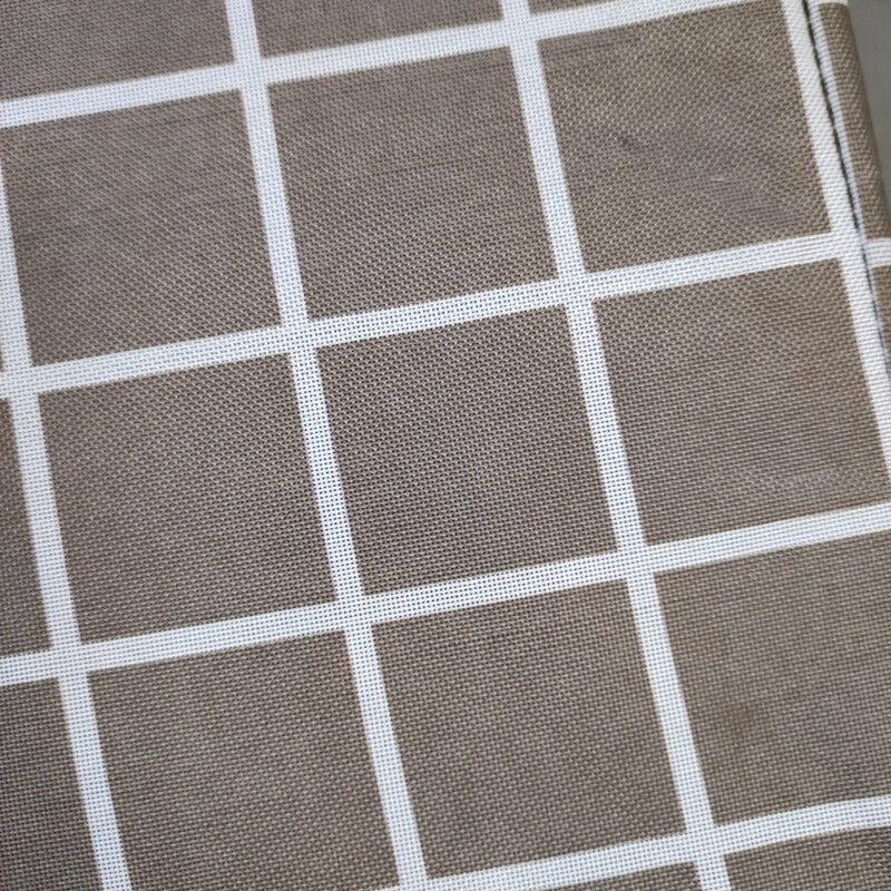 Pat electric rabatabil cu saltea Multibed - ZGÂRIETURI, ROȚI ȘI SALTEA UȘOR MURDARE