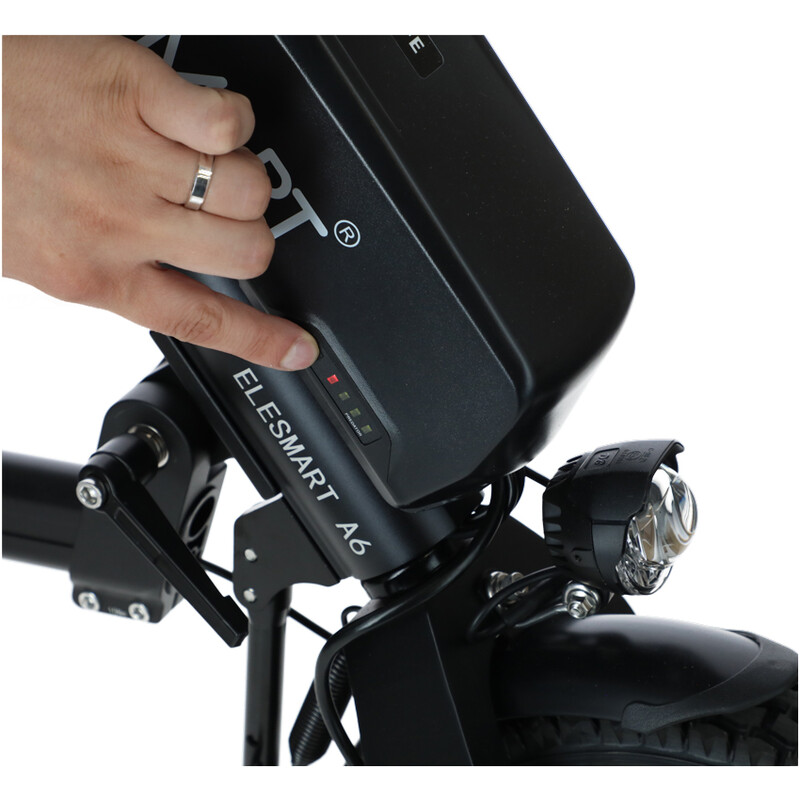 Propulsor electric auxiliar pentru scaun cu rotile Elesmart A6 - ZGÂRIAT ȘI ÎNDOIT