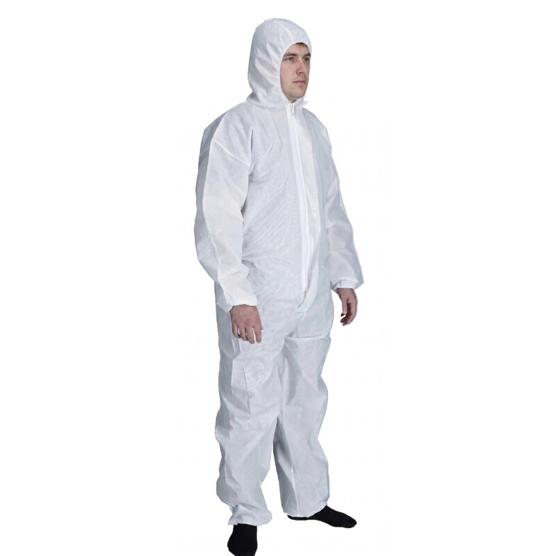 Combinezon de protecție de unică folosință cu glugă