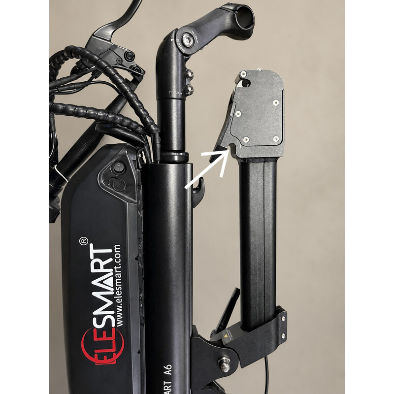 Propulsor electric auxiliar pentru scaun cu rotile Elesmart A6 (Articol folosit)